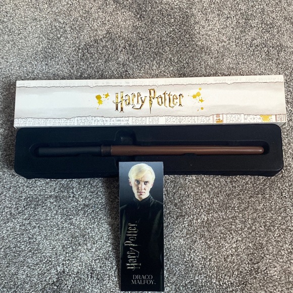 Warner Bros. Toys Harry Potter Mystery Wands Opened Draco Malfoy 2